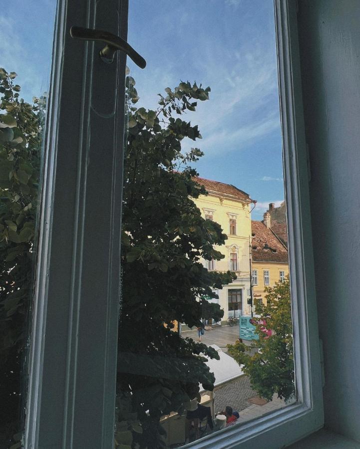 Luxuroom Sibiu Exterior photo
